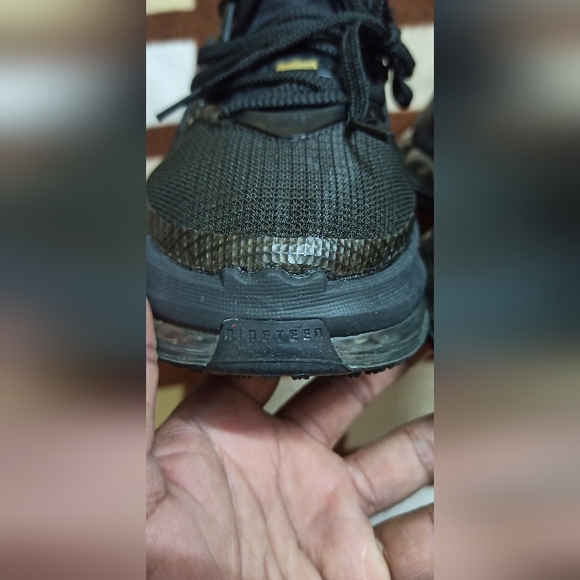 Nike Lebron Xix - Picture 11 of 15